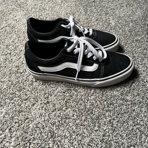 Womens Vans Size 7